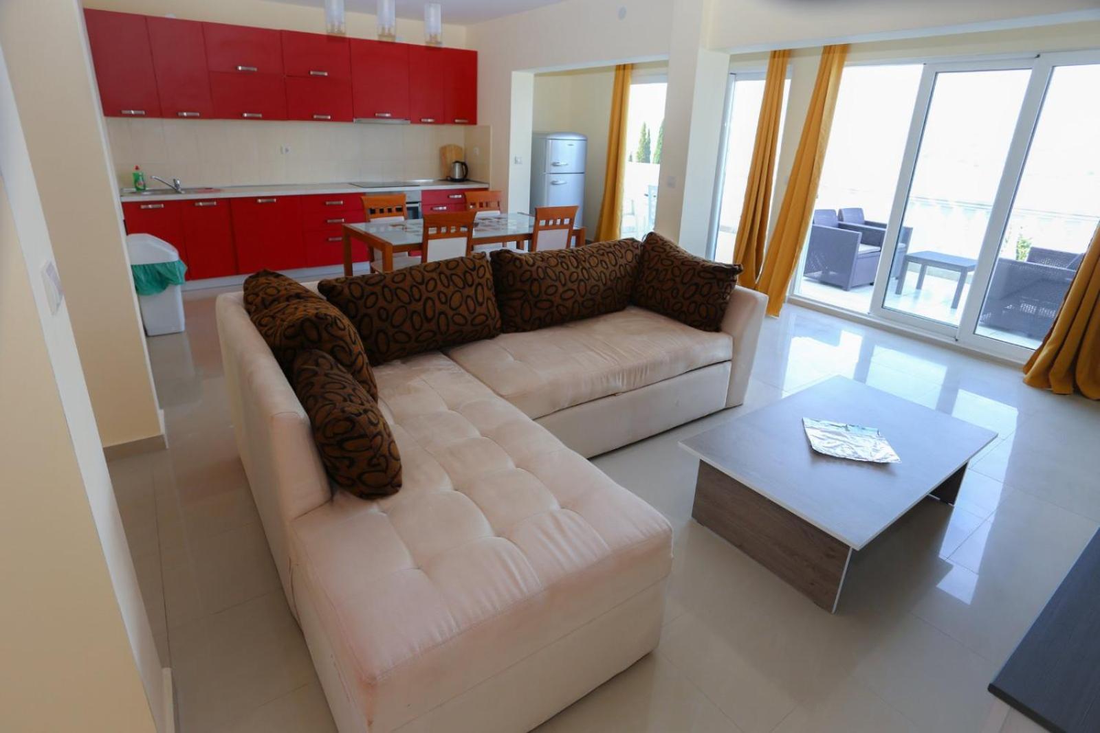Mountain Bay Views Apartments Njivice Exteriér fotografie